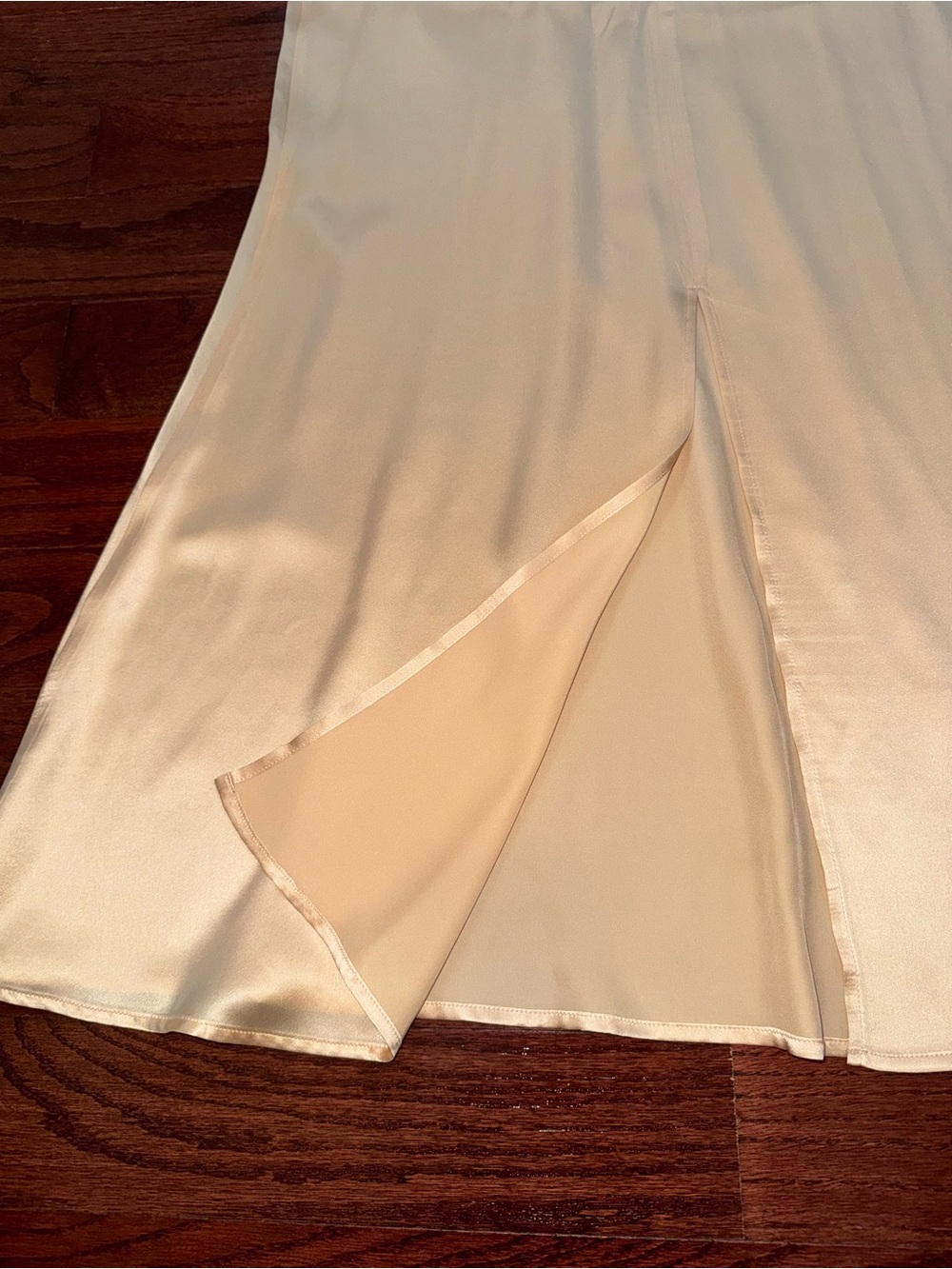 Reformation SILK Maxi skirt - Picture 4 of 8